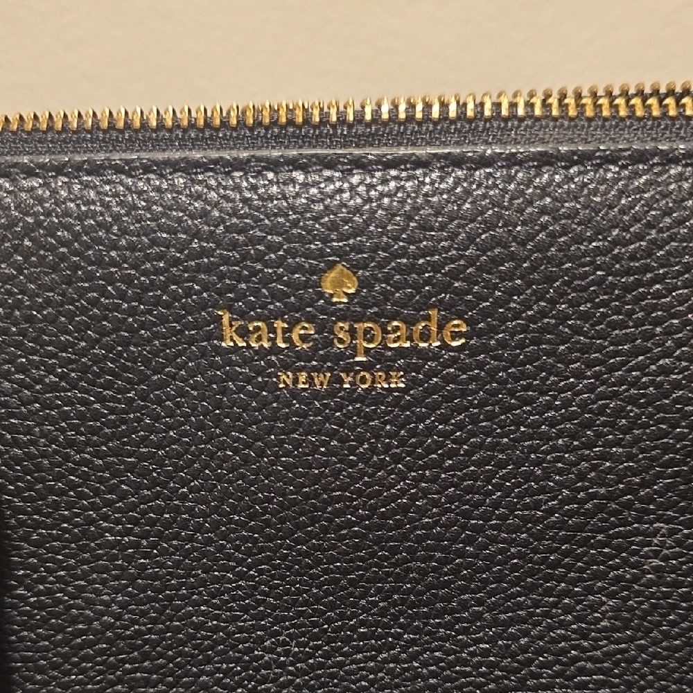 Like New Kate Spade Black Crossbody Bag with Adjustable Strap - Picture 2 of 9